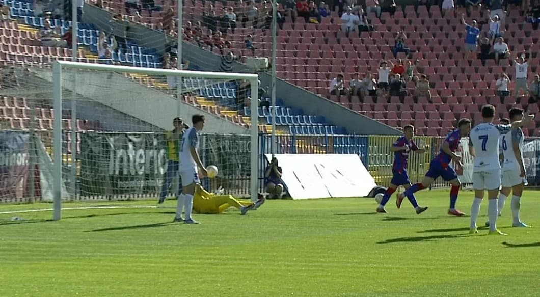 FC Bihor - Chindia 3-1 | Orădenii i-au eliminat sportiv pe dâmbovițeni din lupta pentru baraj