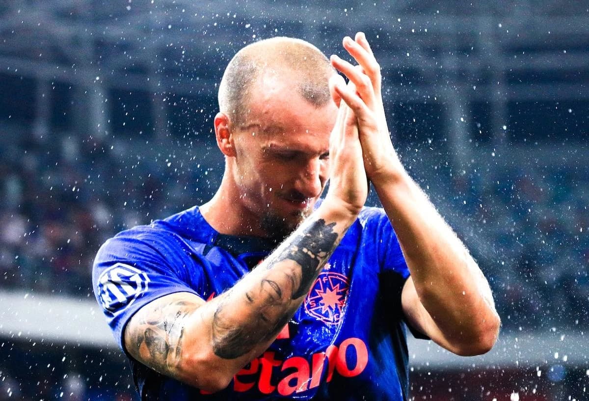 FCSB și-a luat rămas-bun de la Vlad Chiricheș: „Un exemplu de profesionalism și devotament”