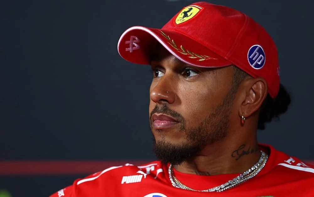 Ferrari has missed its opportunity to shape F1 title fight – Hamilton - RACER