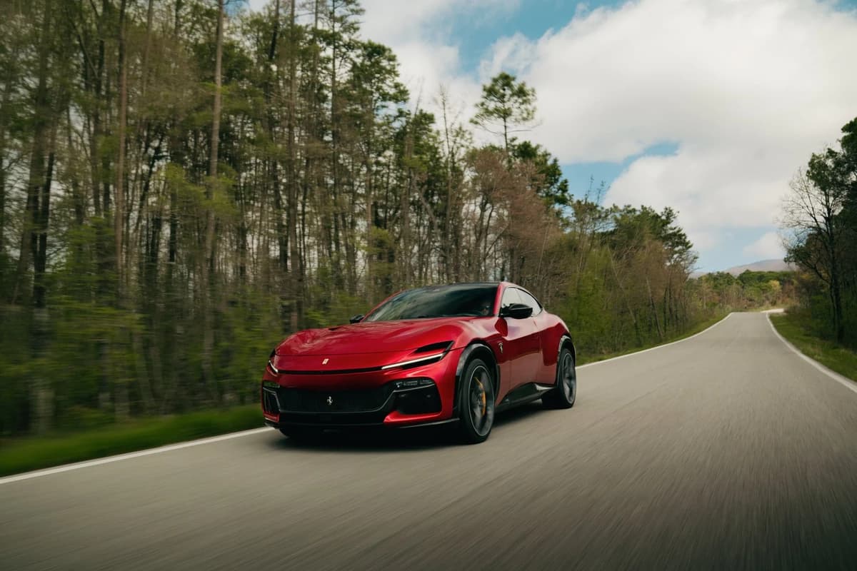 Ferrari îmbunătățește Purosangue: upgrade-uri și performanțe noi
