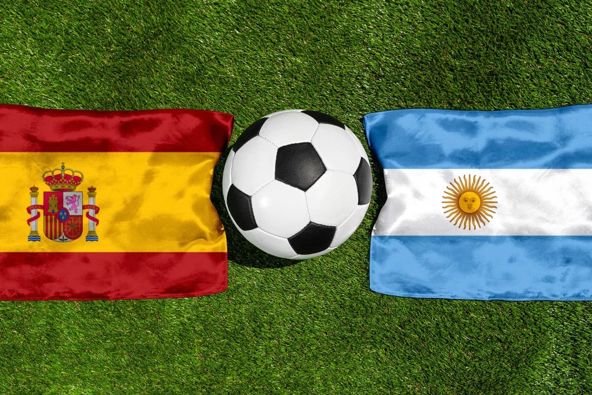 FIFA a făcut anunțul în privința echipamentelor, cu o zi înainte de Spania - Argentina, finala Cupei