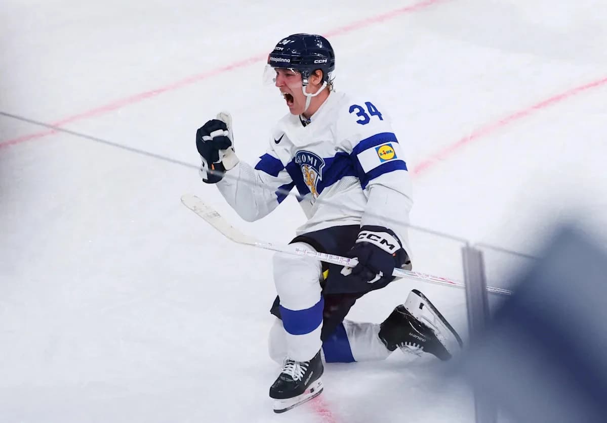 Finland, Switzerland reach World Championship final