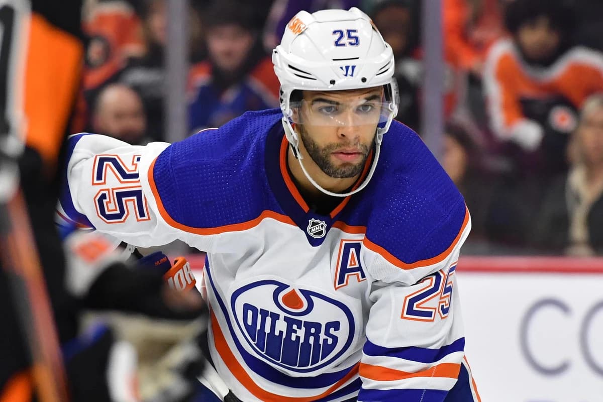 Flyers Weighing Ambitious Trade for $74 Million Oilers Defender