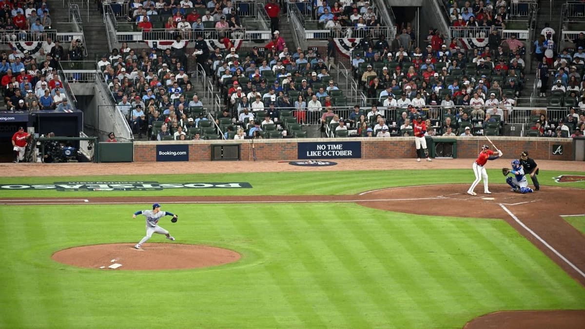 Follow live: Three-run triple in third gives Guardians lead over White Sox in Game 3