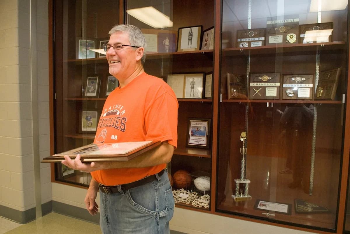 Former Grainger basketball coach Doug McBee dies, father of Skylar McBee, dies