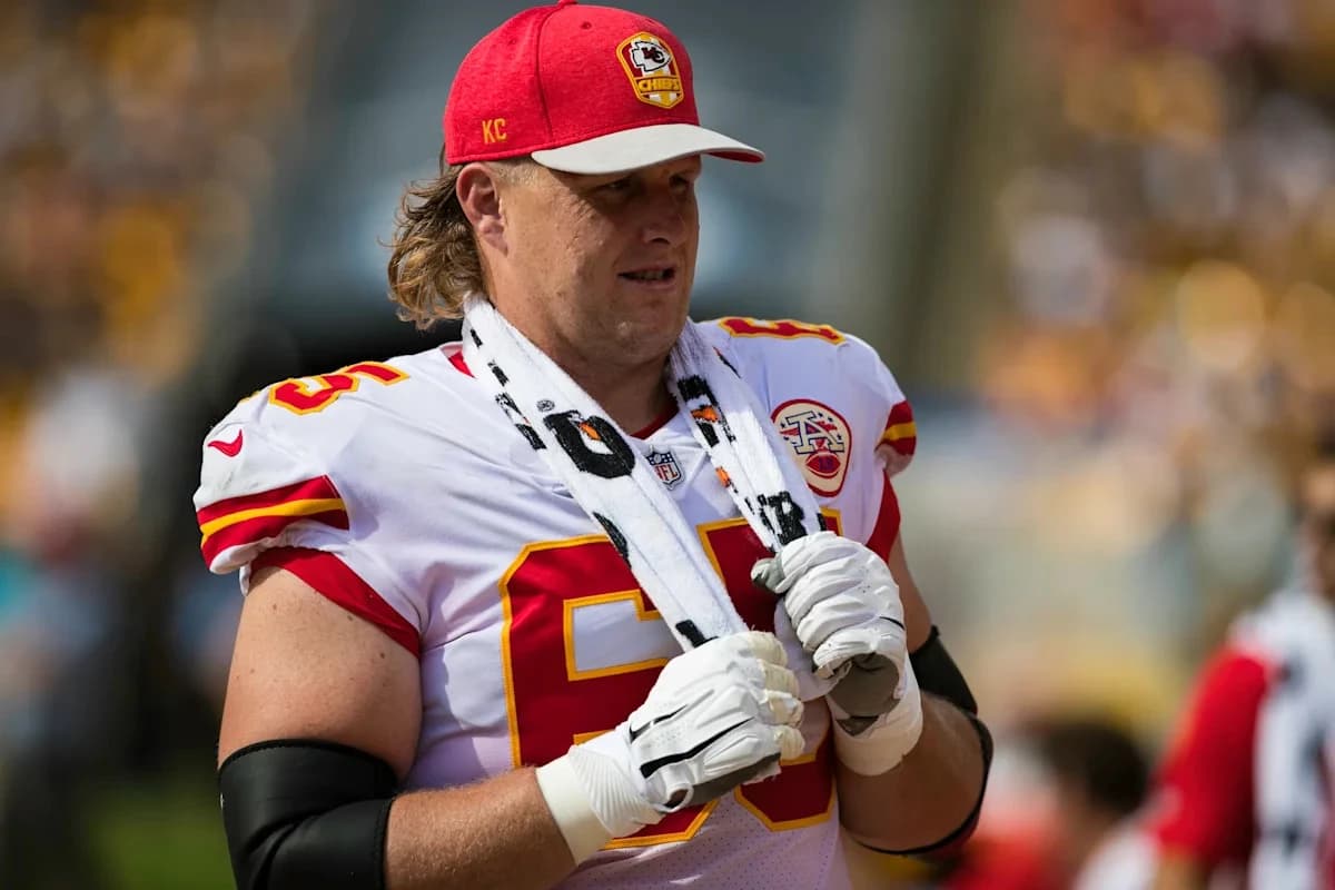 Former NFL guard Jordan Devey dies at 38