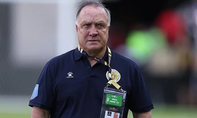 Former Premier League manager, 78, announces surprising U-turn and WILL take charge of tiny nation a