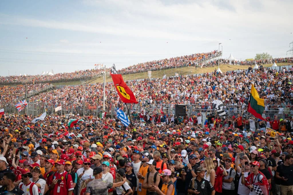Formula 1 anunță o creștere de 6% a numărului de spectatori în 2026. Cinci Mari Premii au stabilit r