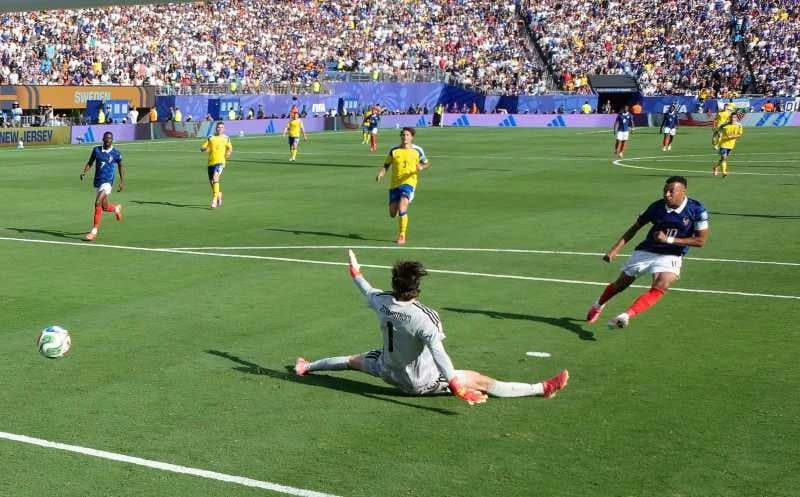 Fotbal - CM 2026: Franța, calificată 'en fanfare' în optimi, după 3-0 cu Suedia
