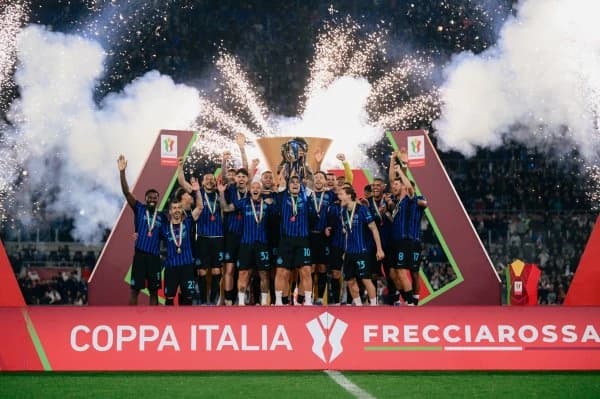 Fotbal: Cristi Chivu câștigă și Cupa Italiei