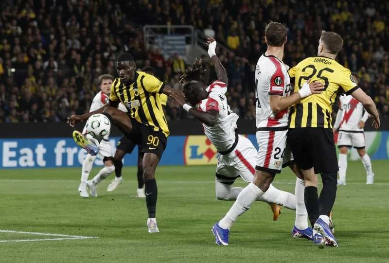 Fotbal: Finală inedită în Conference League, între Rayo Vallecano și Crystal Palace