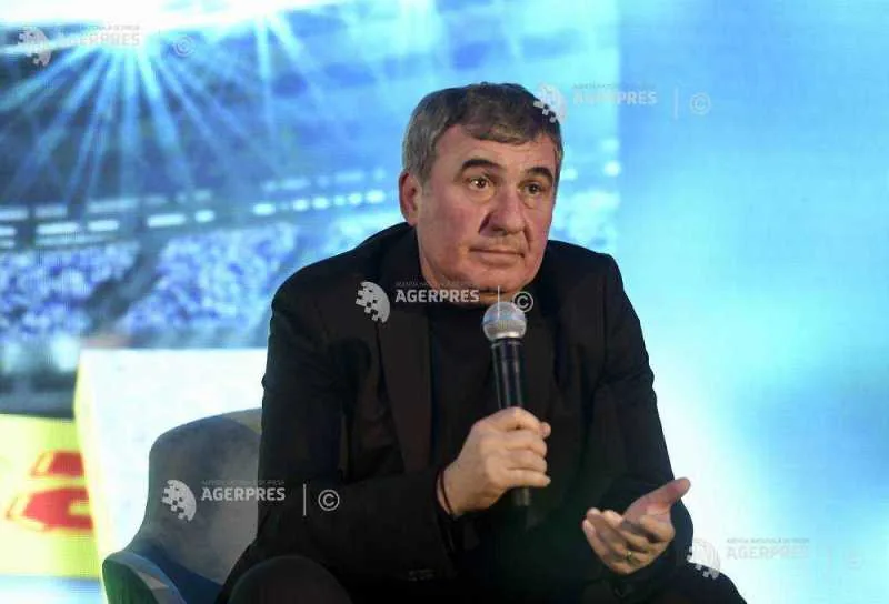 Fotbal: Hagi, la prezentarea în funcția de selecționer - Este o onoare și o responsabilitate să repr