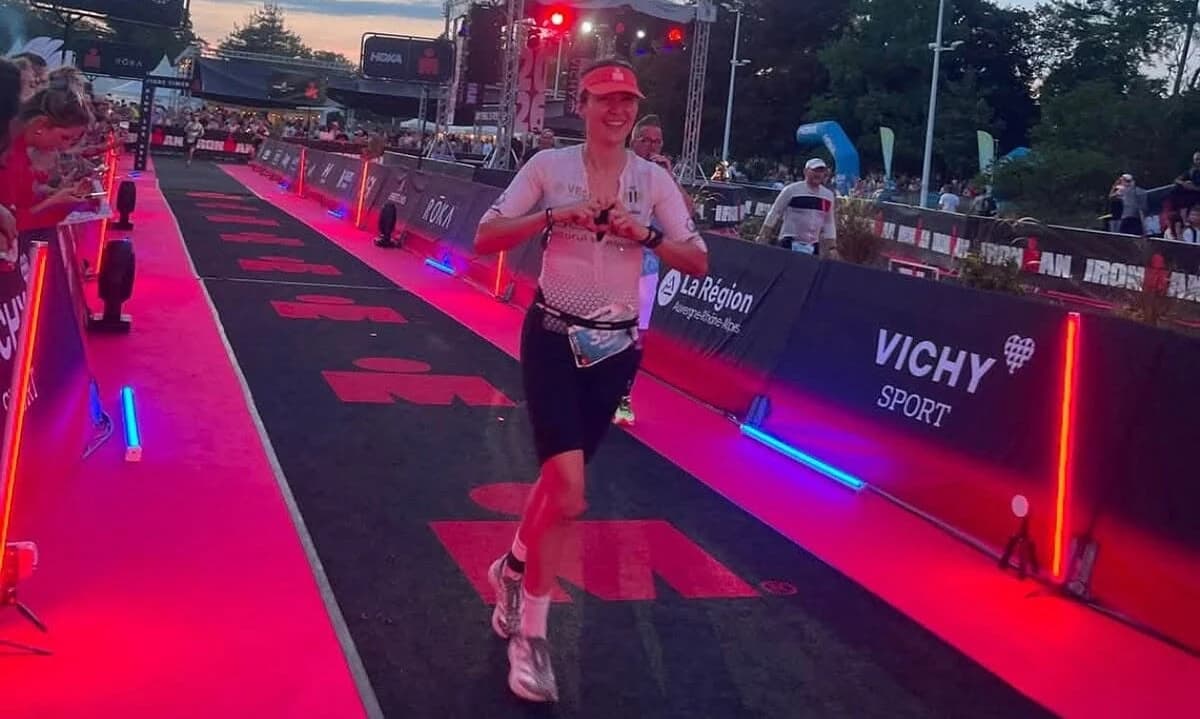 FOTO: Sportiva Ioana Lazăr de la CSM Unirea Alba Iulia, performanță la triatlonul Ironman în Franța