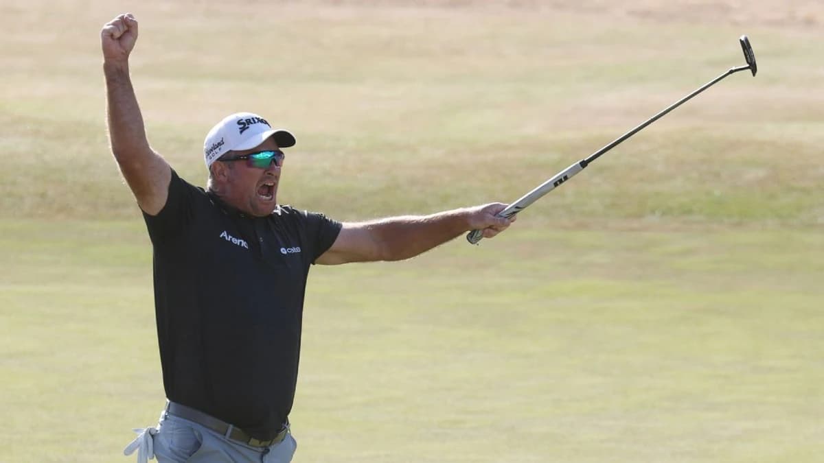 Fox birdies difficult 18th to pass Young, win Open