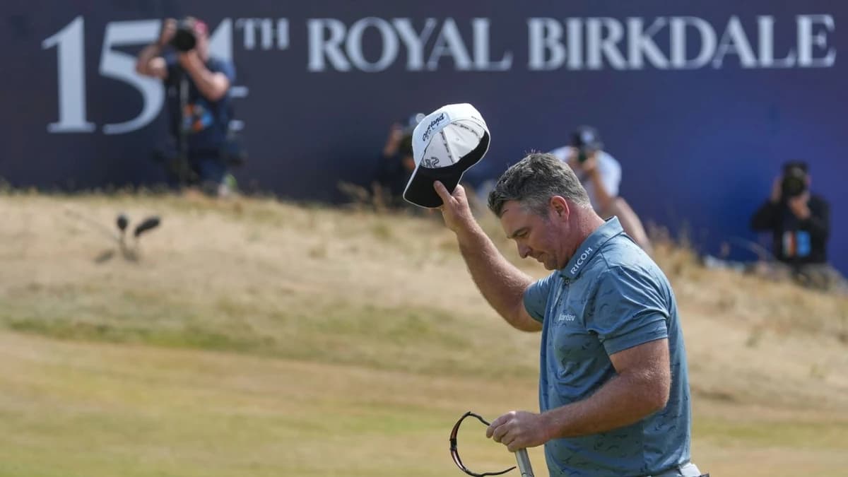 Fox's record-tying 62 the Open's third this week
