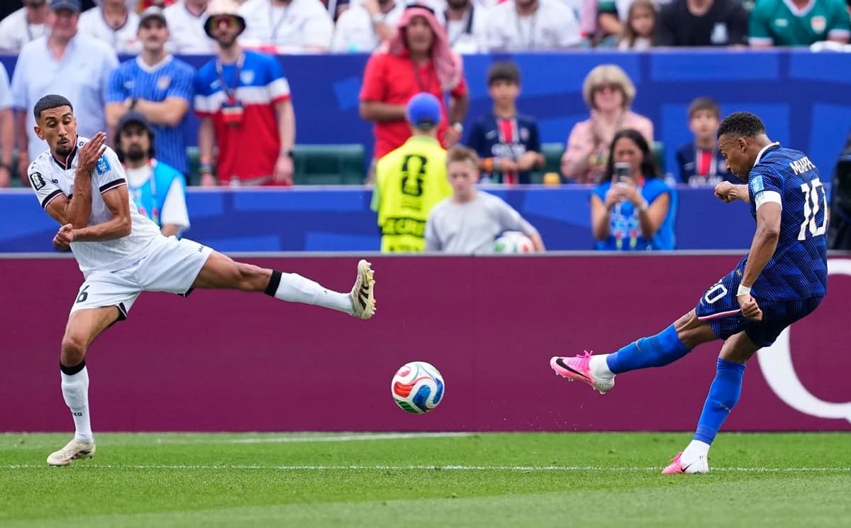 Franța – Irak 3-0 la CM de fotbal, dublă Mbappe la meciul 100 pentru națională. Partida a fost între
