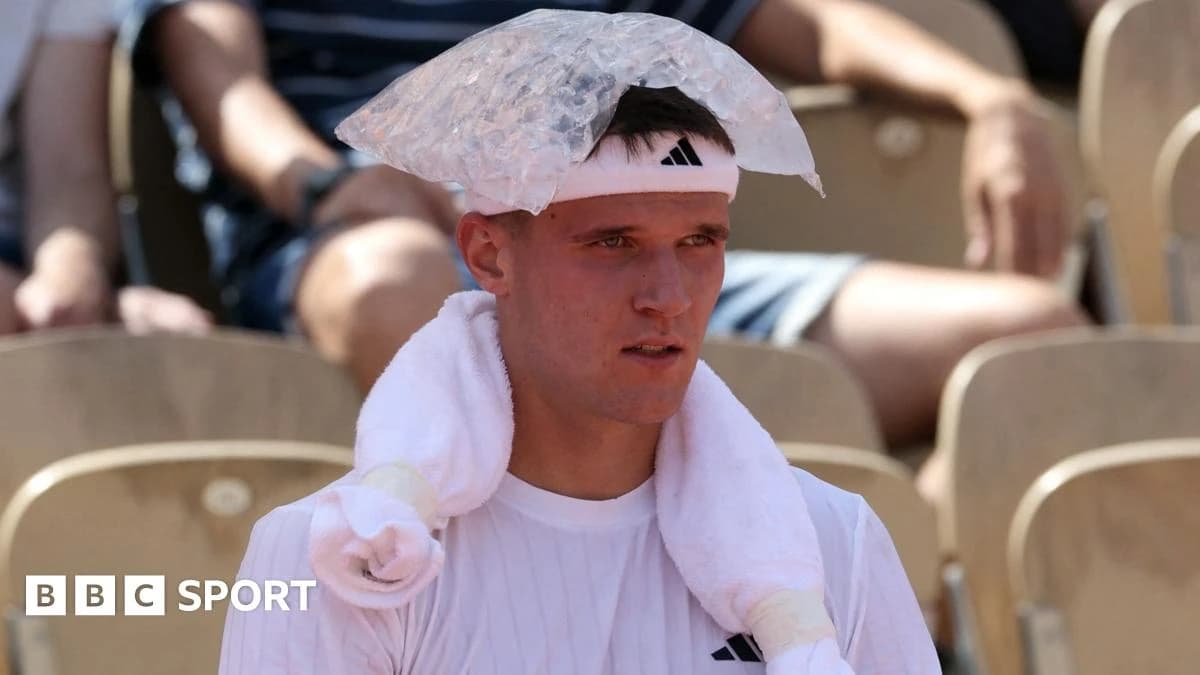 French Open 2026 results: Jakub Mensik collapses after win and Novak Djokovic swelters in Paris heat