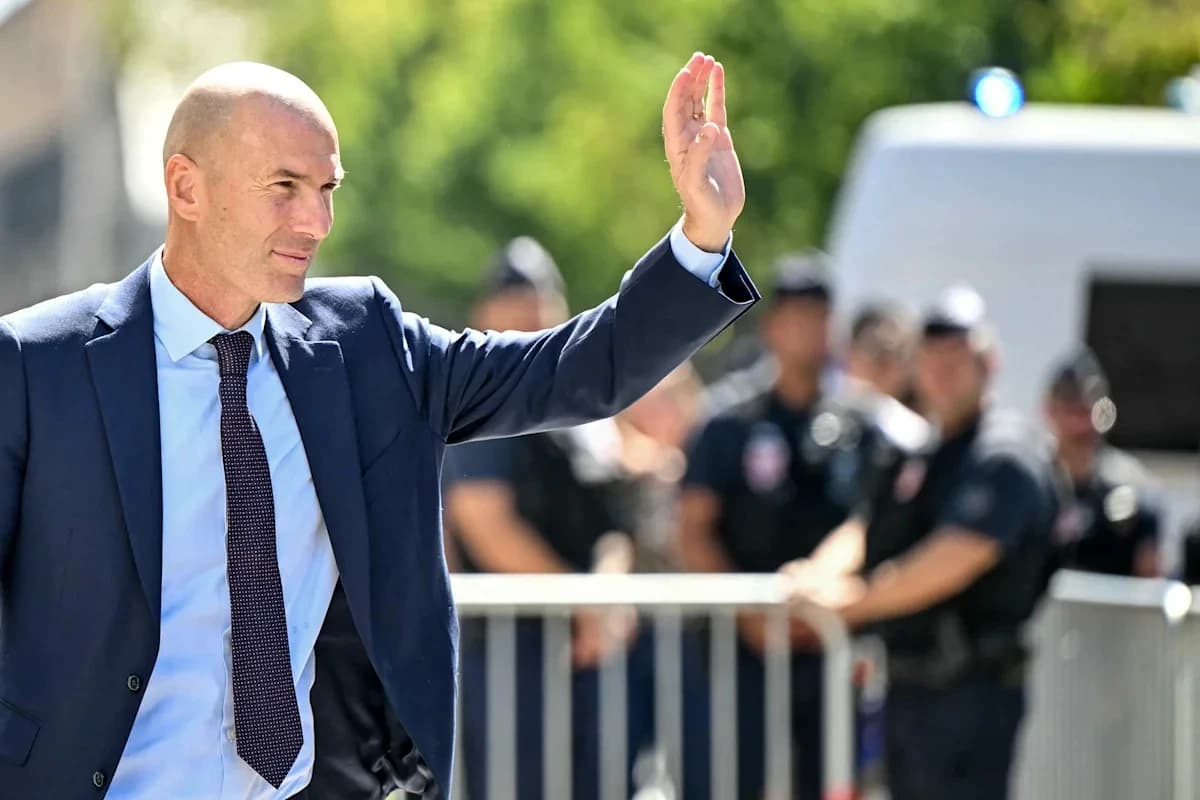 French soccer legend Zinedine Zidane named new head coach of France's national team