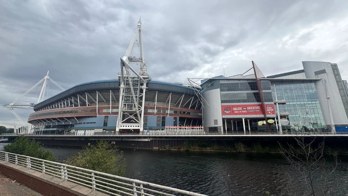 Fury, AJ ring walks planned for 1 a.m. in Cardiff