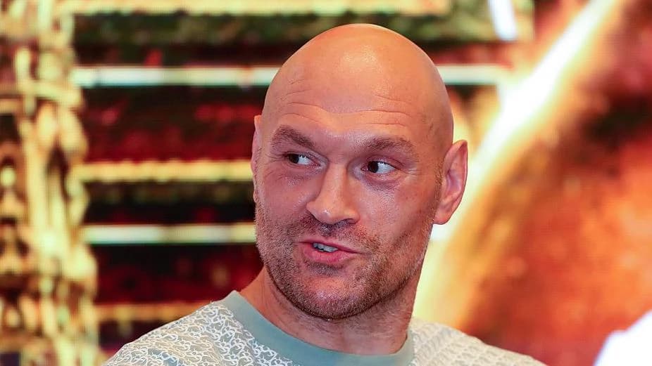 Fury lighter than opponent for first time in 15 years