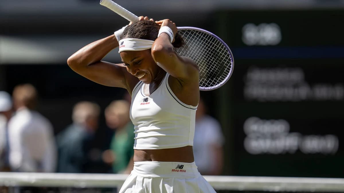 Gauff recovers to beat Pegula and reach final four