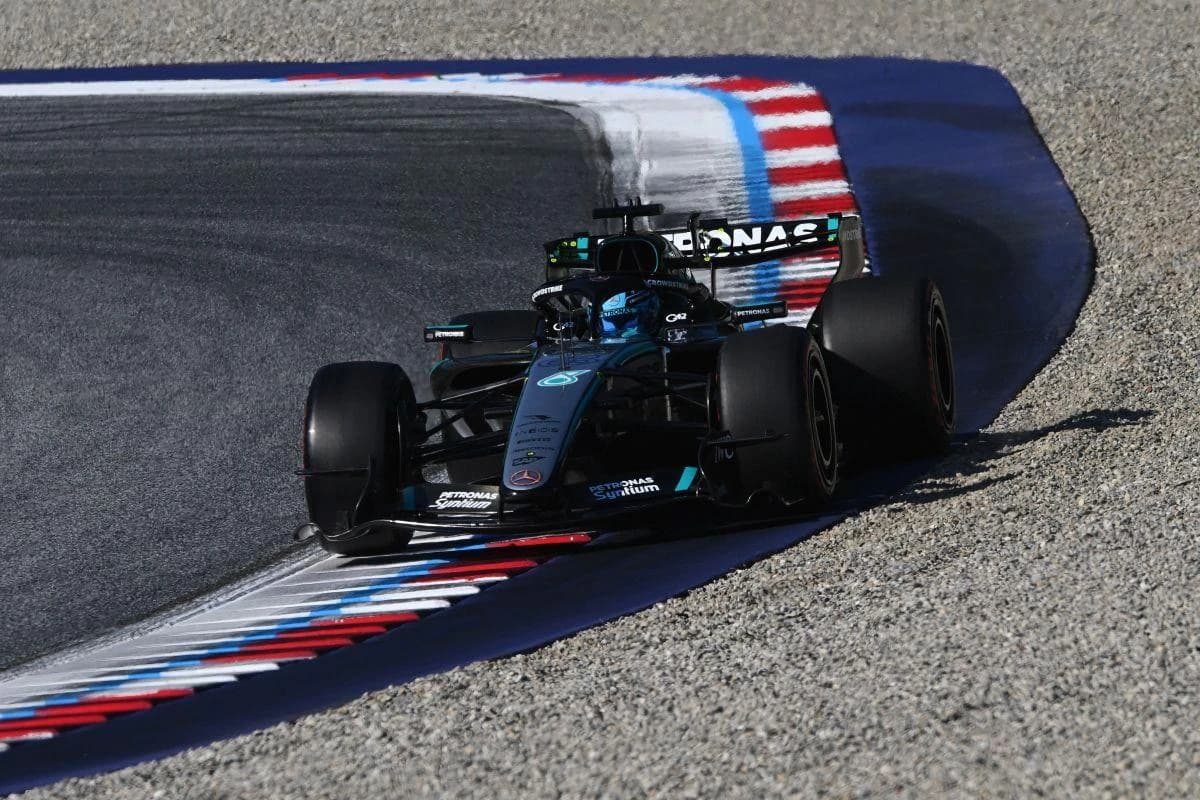 George Russell, duel cu piloții Ferrari în Marele Premiu al Austriei » La ce oră va începe cursa