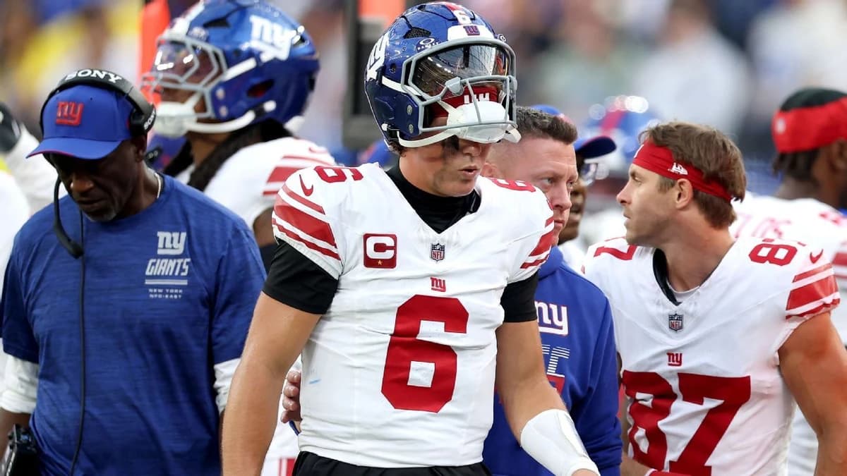 Giants QB Dart to have knee surgery, miss rest of regular season