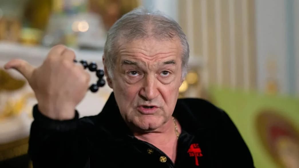 Gigi Becali a făcut prăpăd la pauza meciului FCSB – Farul! Alți trei fotbaliști, OUT din echipă