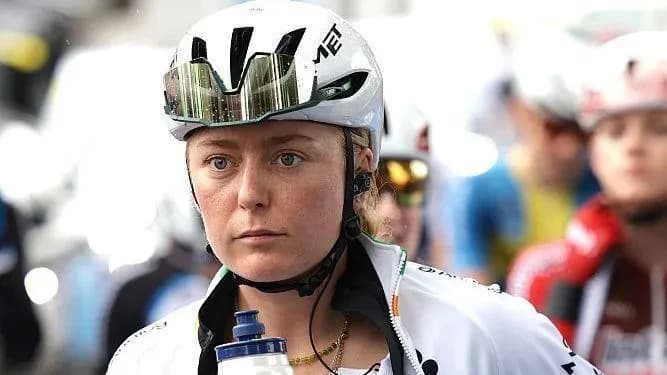 Gillespie claims silver at World Championships