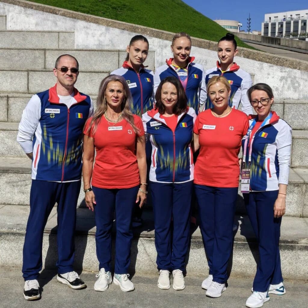Gimnastele Sabrina Voinea și Adelina Ionescu, calificate în finala de la sărituri la World Challenge
