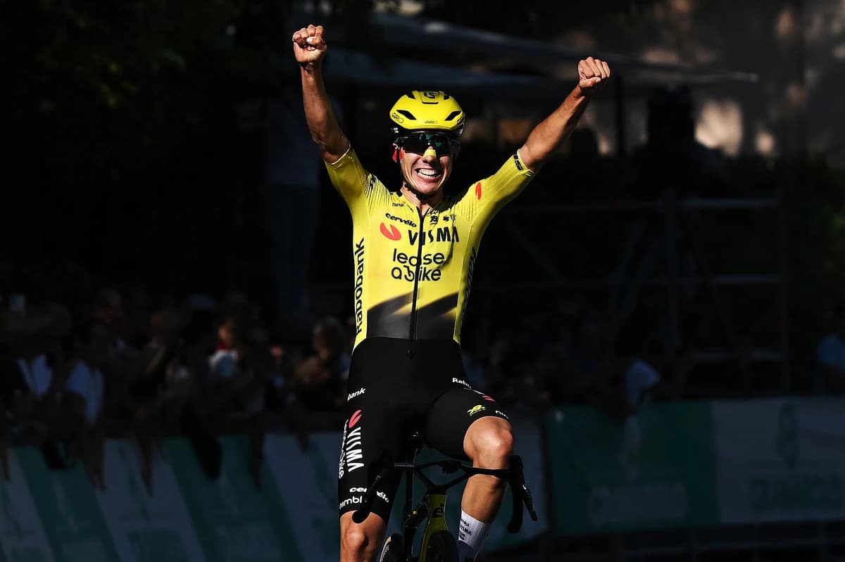 Giro dell'Emilia: Davide Piganzoli takes victory after perfectly timed attack in final five kilometr