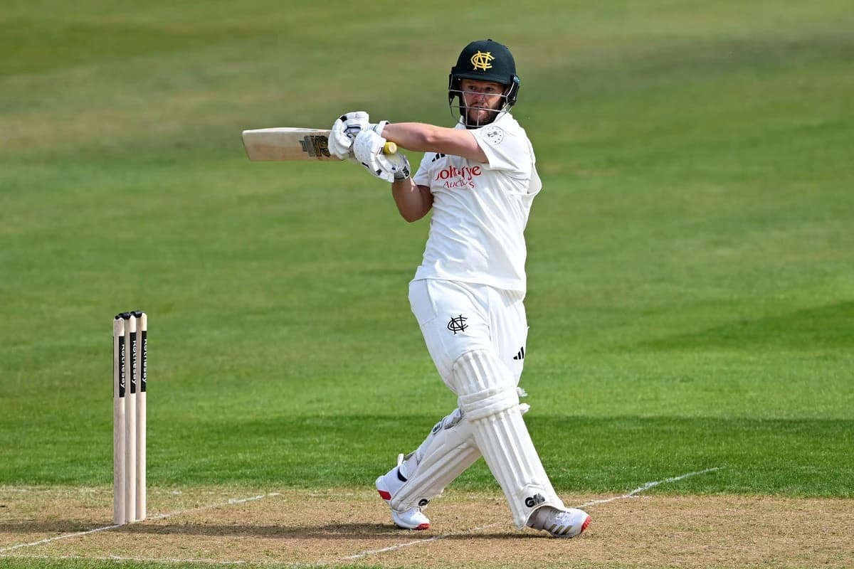 Glamorgan pull off thrilling run chase against Somerset as Ben Duckett makes double hundred in draw