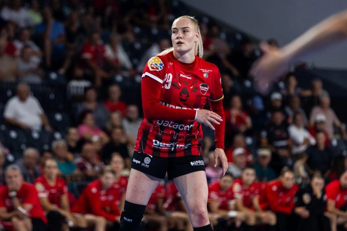 Gloria Bistrița – CSM Iași, start în Liga Florilor