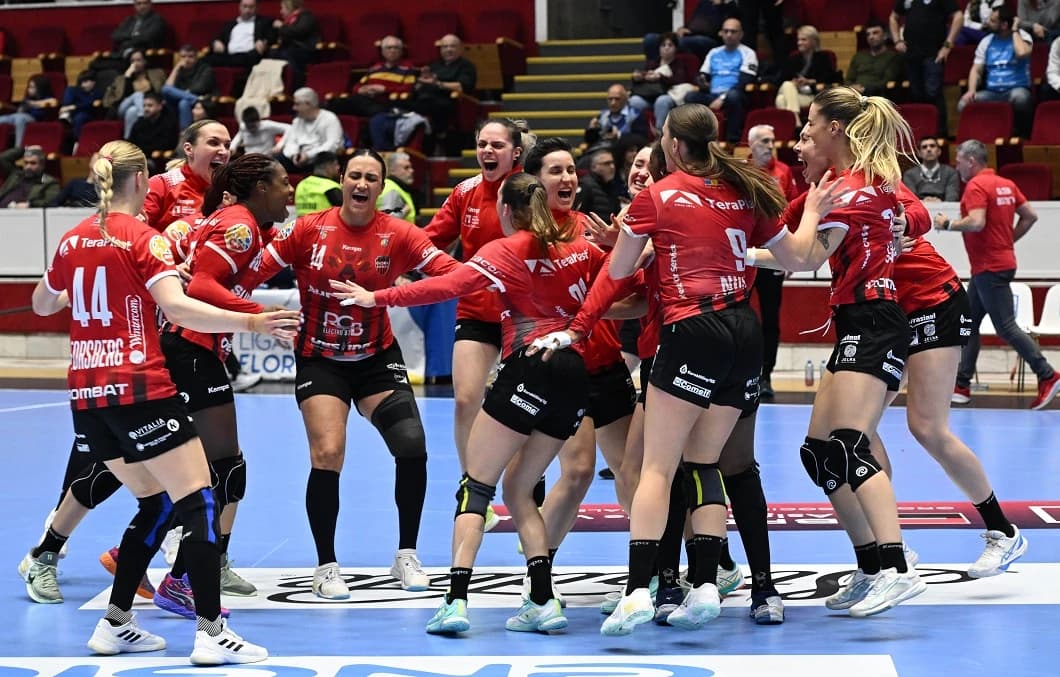 Gloria Bistrița - Storhamar 33-26. Victorie categorică pentru campioana României în EHF Champions Le