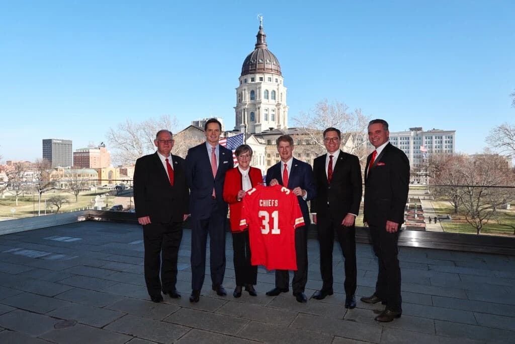 Gov. Kelly and Kansas City Chiefs Announce Agreement On Plans for State-of-the-Art Domed Stadium in