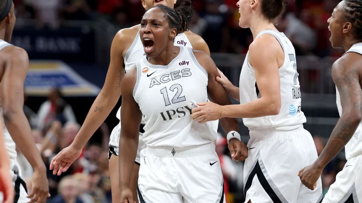 Gray's buzzer 3s lift Aces after Clark's miscues