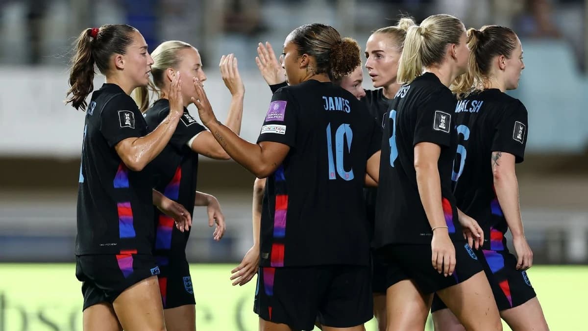 Greece vs. England LIVE: Women's World Cup playoff semifinal updates as Lionesses battle for qualifi