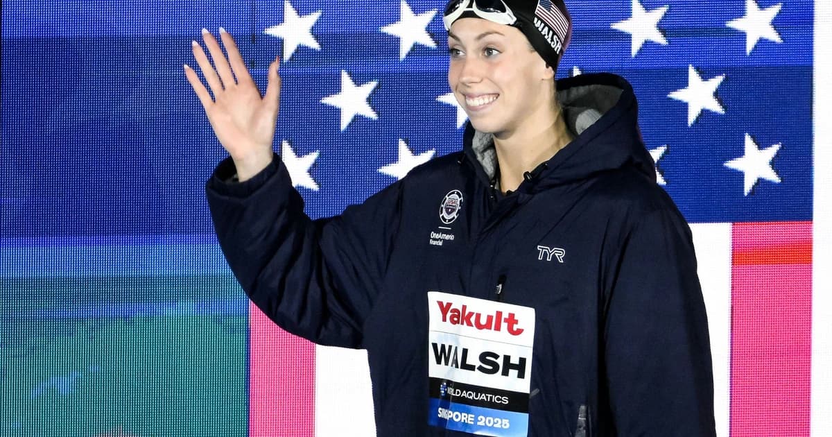 Gretchen Walsh a doborât recordul la 100 de metri fluture pentru a treia oară în ultimele 12 luni
