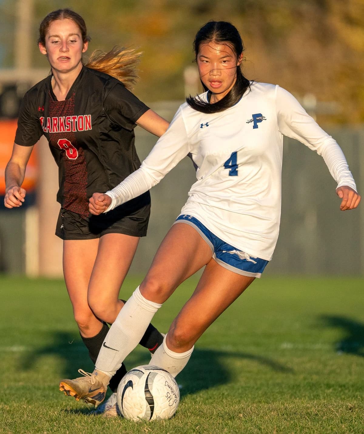 Greyhounds cruise past Bantams in final game before girls soccer district tourney