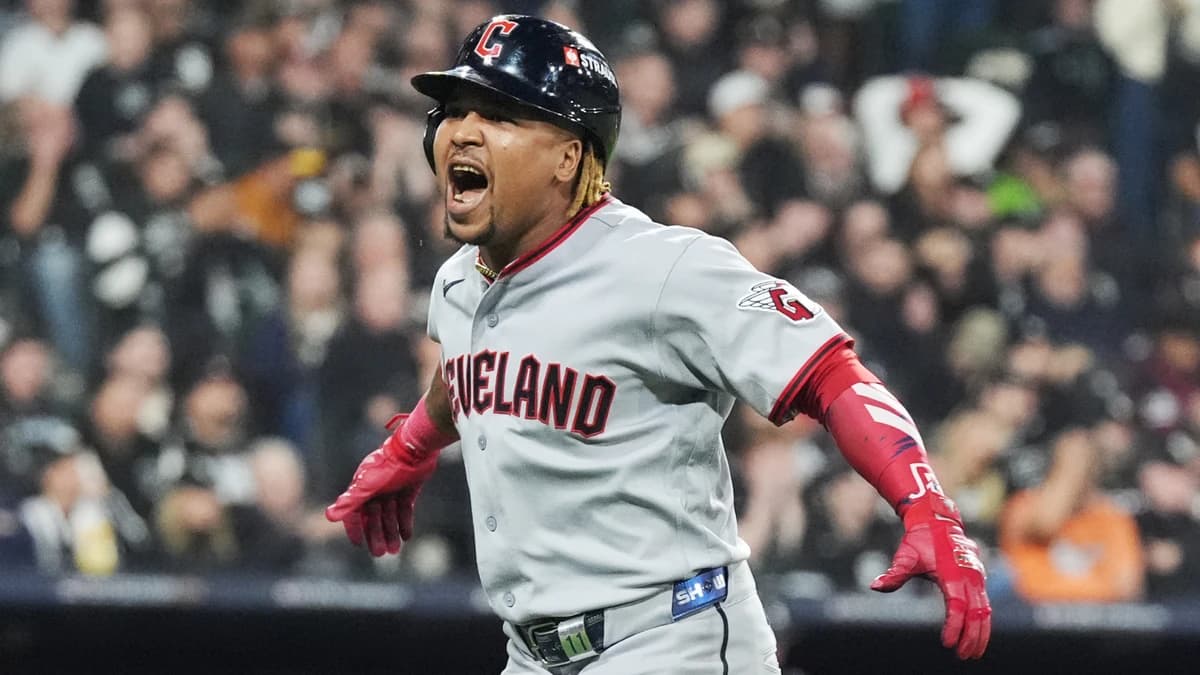 Guardians erupt in sixth inning to stun White Sox in Game 4 of ALDS, force deciding Game 5