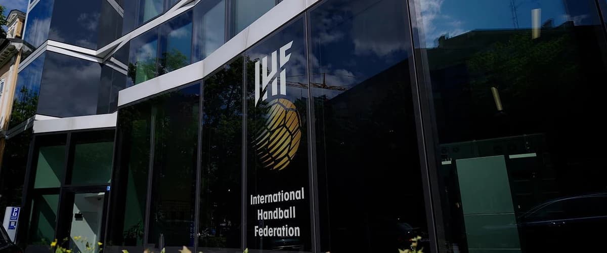 Handbal: Consiliul IHF a aprobat reintegrarea completă a echipelor şi oficialilor din Rusia şi Belar