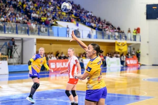 Handbal: Corona Brașov câștigă în Europa