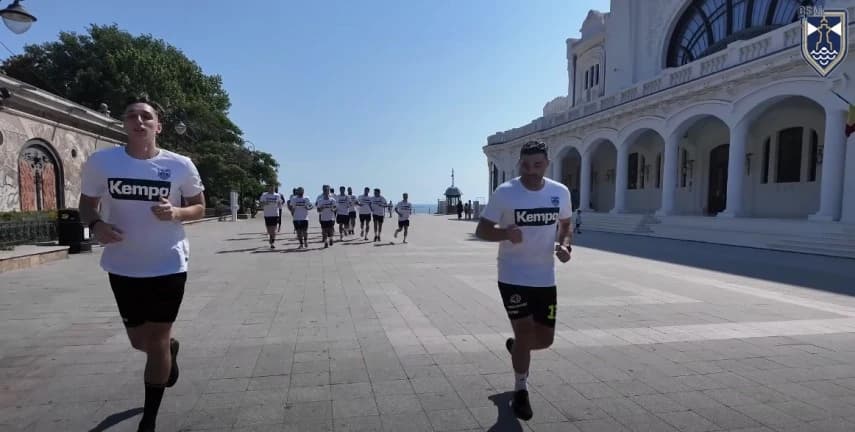Handbal: CSM Constanța, primul antrenament - pe faleza Cazinoului. „Am mare încredere în echipă și î