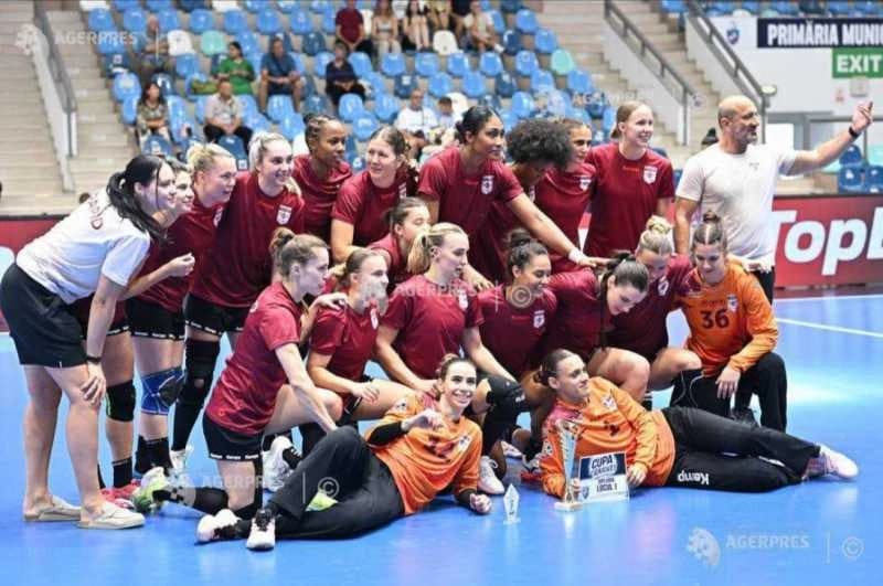 Handbal feminin: CS Rapid București a câștigat Cupa Craiovei