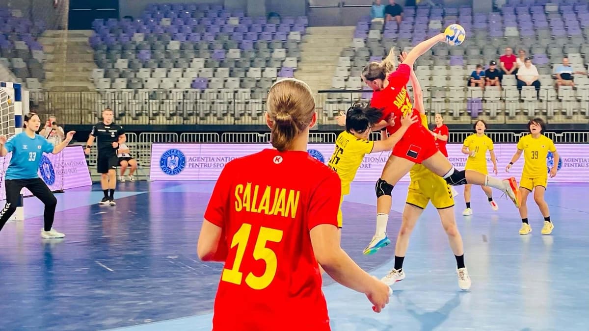 Handbal feminin: România, a doua victorie la CM under 18 şi se califică în grupele principale