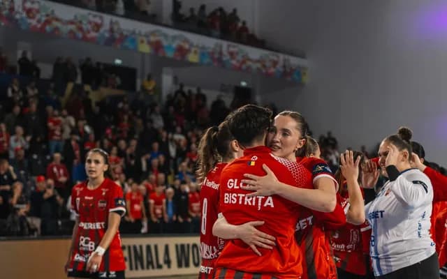 Handbal feminin: SCMU Craiova Bucureşti şi Gloria Bistriţa, ultimele semifinaliste ale Cupei Românie