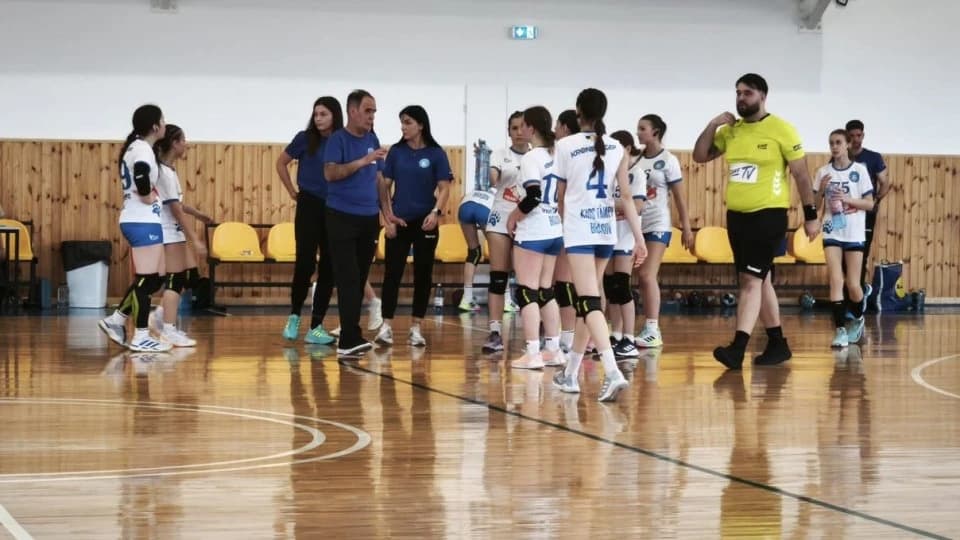 Handbal. Kids Tâmpa Brașov a debutat cu victorie la turneului final al junioarelor 3