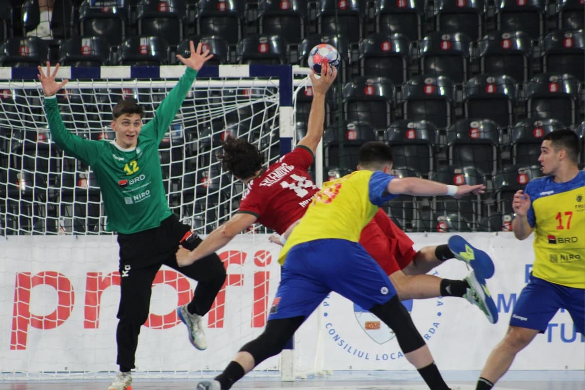 Handbal (m) / România, surclasată de Ungaria la Campionatul European U20