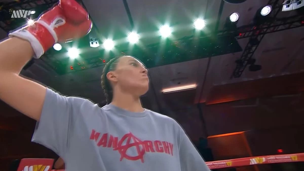 Hannah Rapp: Tributes paid to American boxer who died after being hit a car while cycling in Texas