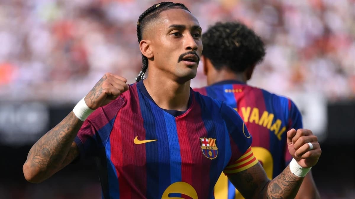 Hansi Flick's tactical shift with Raphinha fuels Barcelona's dominant start to season as UCL opener